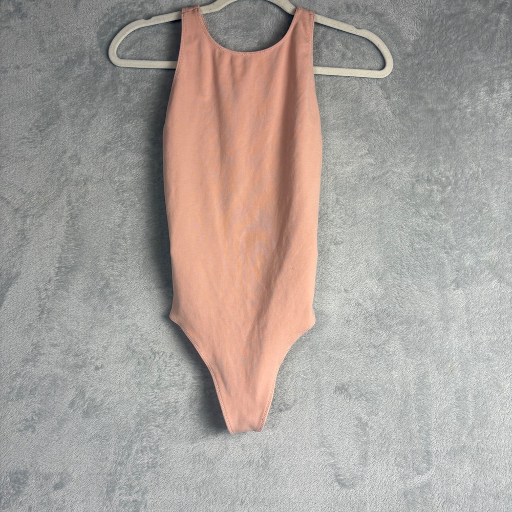 Wilfred Free Aritzia High Neck Criss Cross Open Back Bodysuit‎ Peach Pink Small